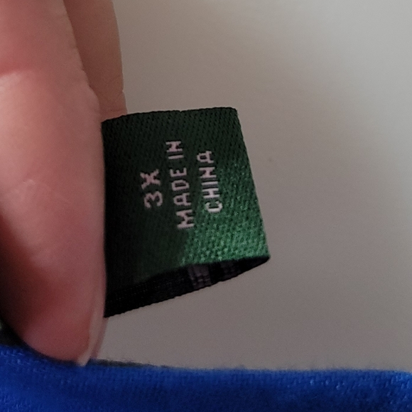 Plaid Cropped Blouse - Picture 3 of 7